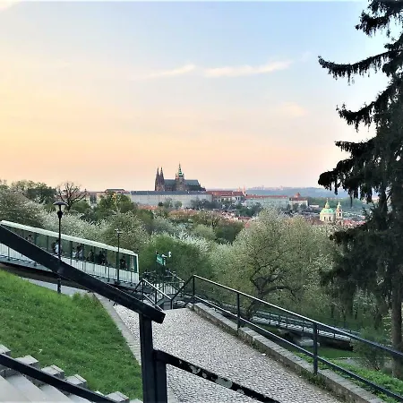 Mala Strana Apartment Prague